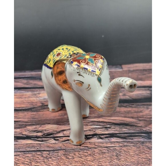 VTG Porcelain Elephant‎ Figurine Good Luck Indian Thai Decor Symbolic Statue - Picture 1 of 11